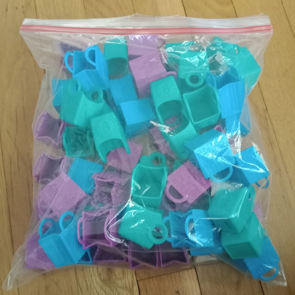 Huge Lot of Shopkins Bags and Baskets - Picture 2 of 3